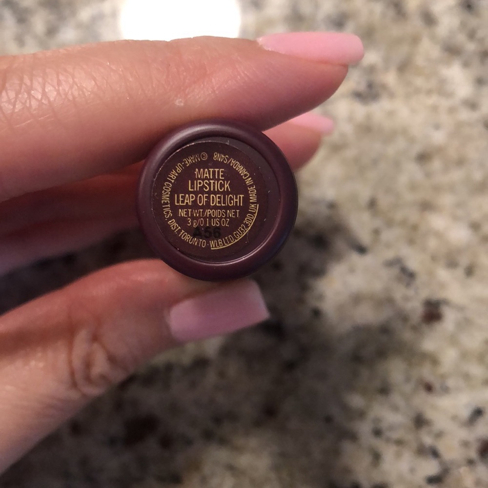 MAC “LEAP OF DELIGHT” LIPSTICK - Picture 3 of 4